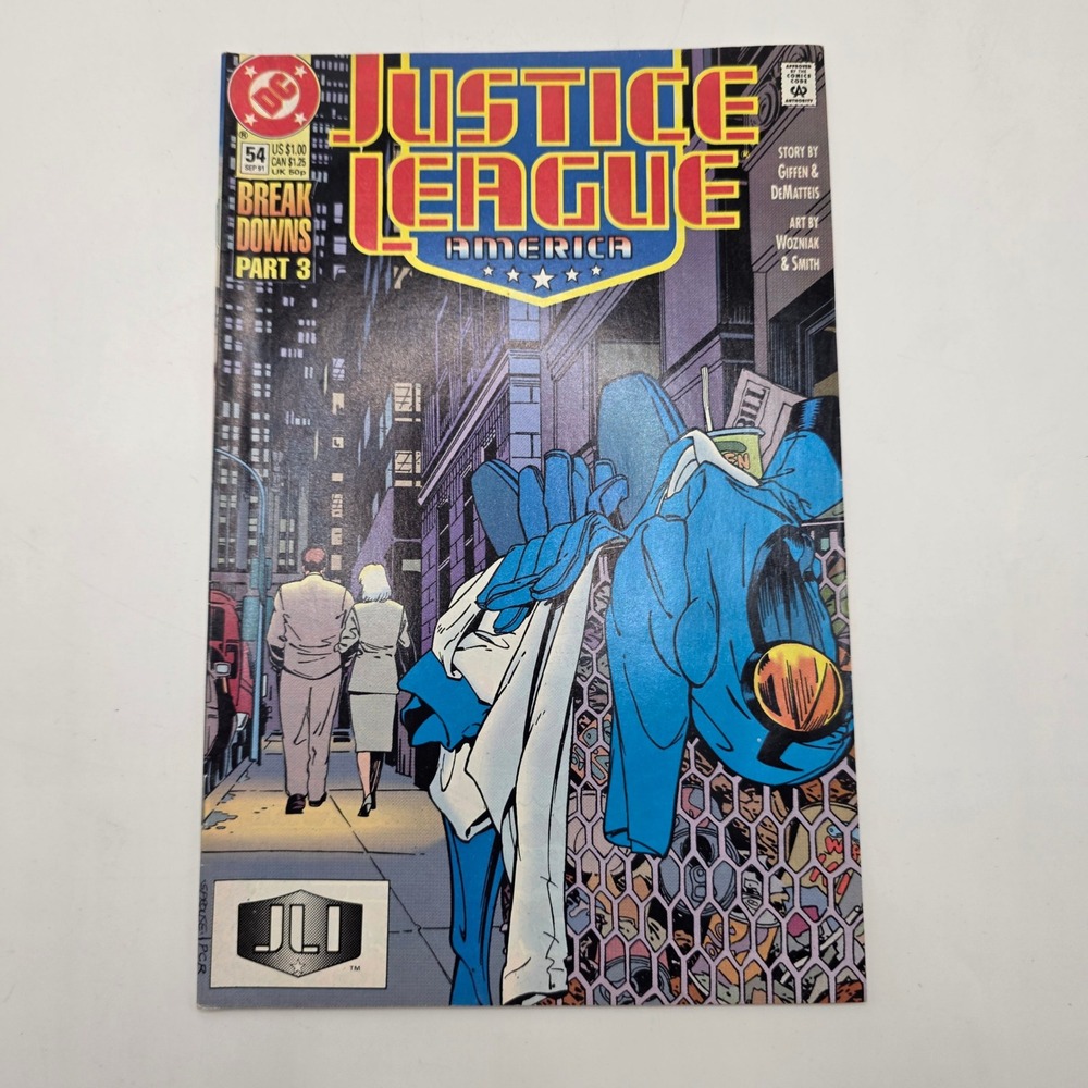 DC Justice League America 54 Breakdowns Part 3 Blue Beetle Cover Copper Age 1991